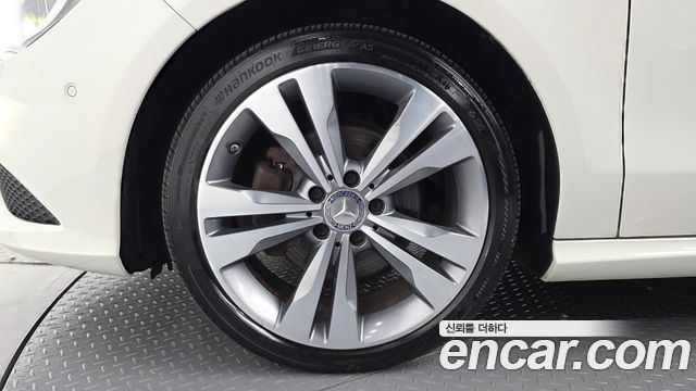 Mercedes-Benz CLA-Class 2016 — photo 5