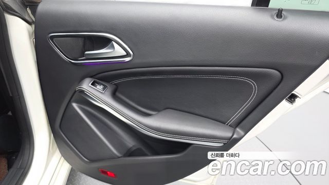 Mercedes-Benz CLA-Class 2016 — photo 15