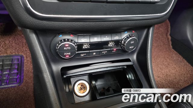 Mercedes-Benz CLA-Class 2016 — photo 30