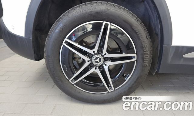 Mercedes-Benz EQA 2022 — photo 5