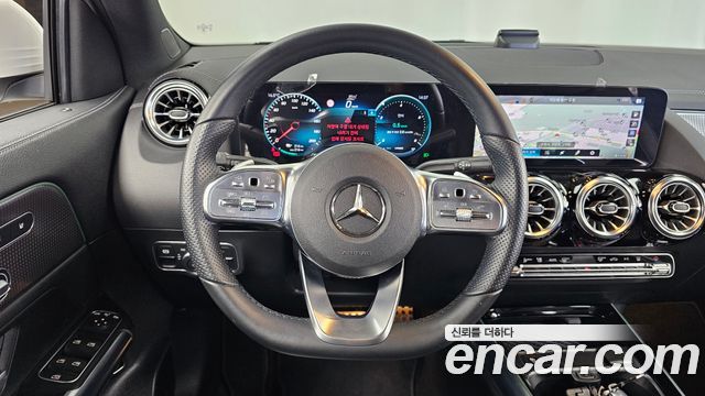 Mercedes-Benz EQA 2022 — photo 19