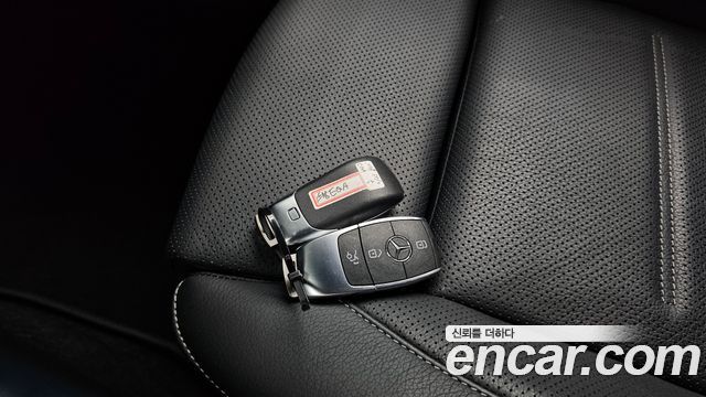 Mercedes-Benz EQA 2022 — photo 21