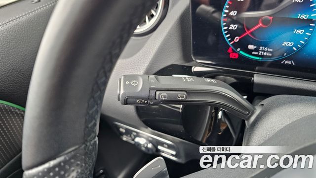 Mercedes-Benz EQA 2022 — photo 30