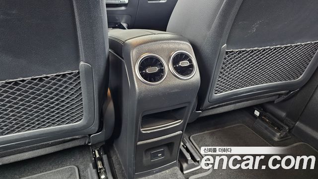Mercedes-Benz EQA 2022 — photo 31