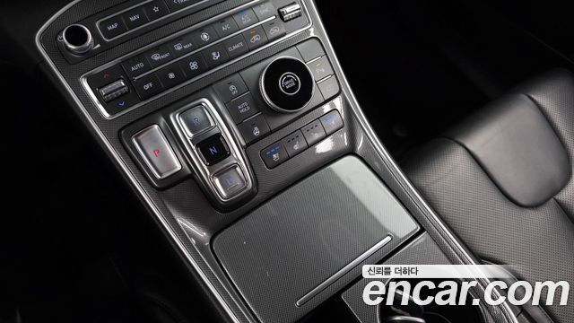 Hyundai Santafe 2021 — photo 12