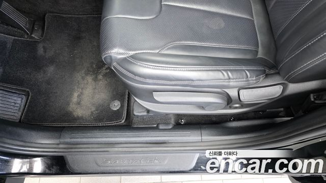 Hyundai Santafe 2021 — photo 31
