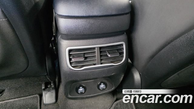 Hyundai Santafe 2021 — photo 32