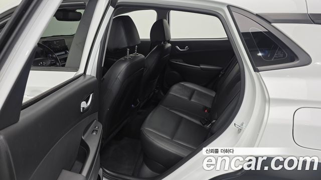 Hyundai Kona 2022 — photo 11