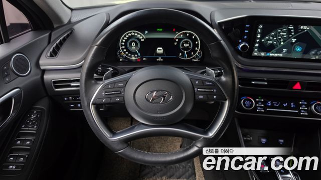 Hyundai Sonata 2023 — photo 12