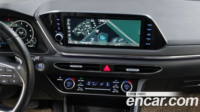 Hyundai Sonata 2023 — photo 13