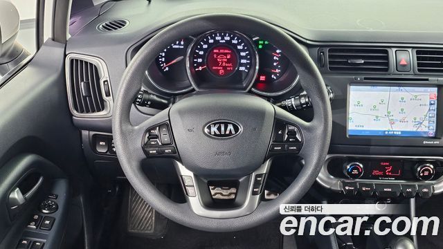 Kia pride 2013 — photo 21