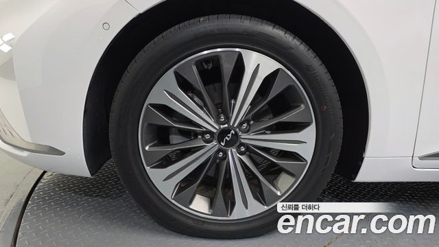Kia K8 2023 — photo 5