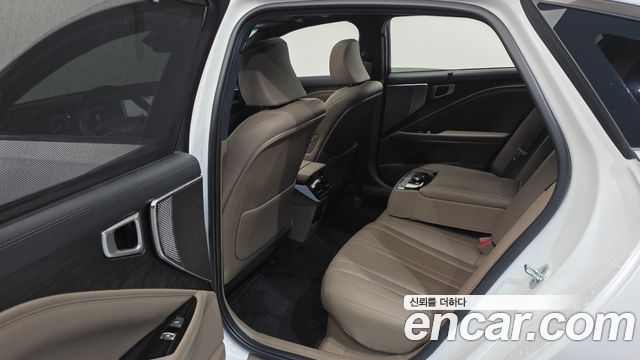 Kia K8 2023 — photo 12