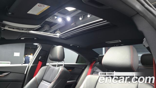 Mercedes-Benz CLS-Class 2017 — photo 17