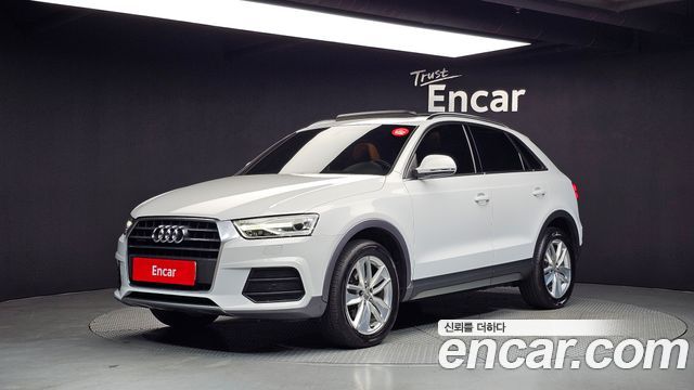Audi Q3 2016 — photo 1