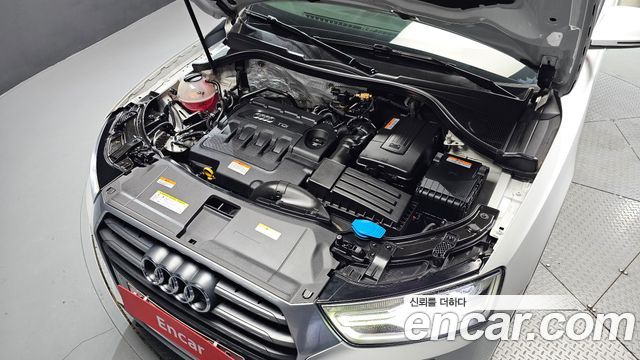 Audi Q3 2016 — photo 6