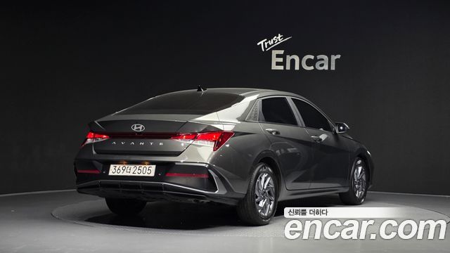 Hyundai AVANTE 2024 — photo 2