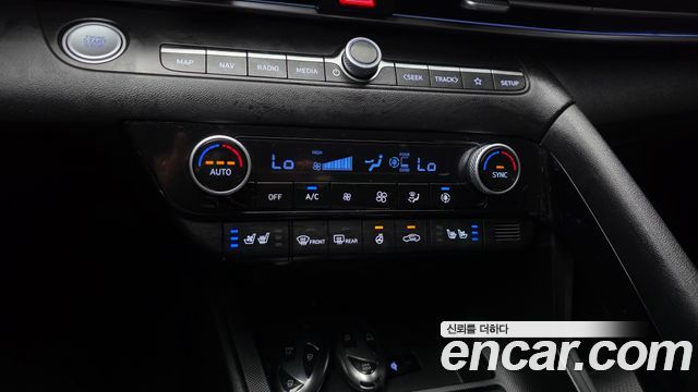 Hyundai AVANTE 2024 — photo 23