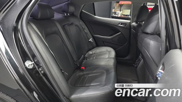 Kia K5 2013 — photo 12