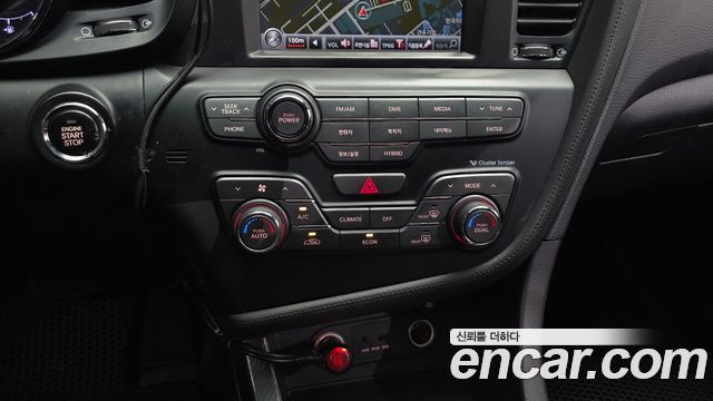 Kia K5 2013 — photo 17
