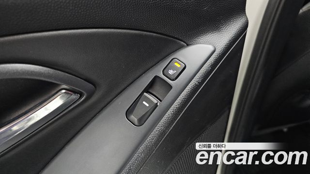 Hyundai Tucson 2013 — photo 28