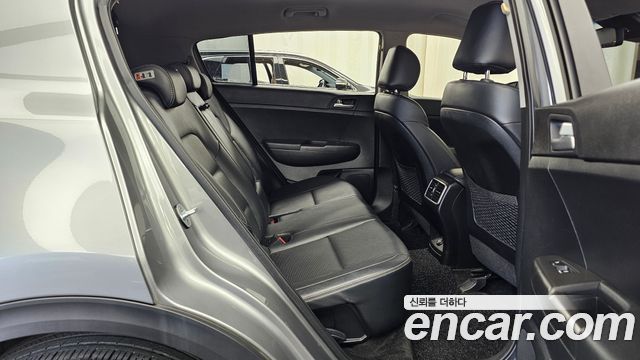 Kia Sportage 2019 — photo 12