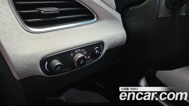 Chevrolet Korea Bolt EV 2021 — photo 24