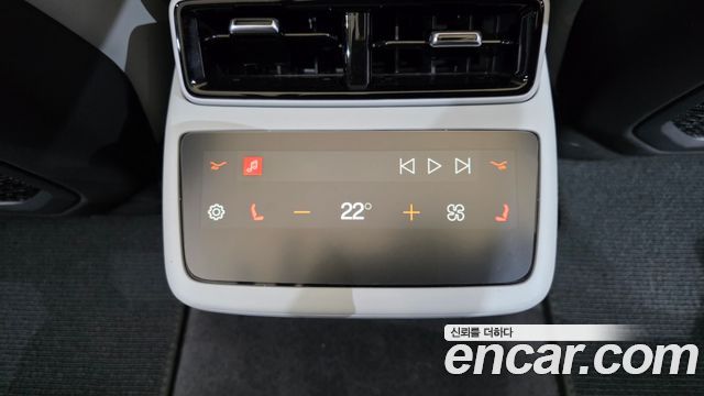 Polestar Polestar 4 2026 — photo 25