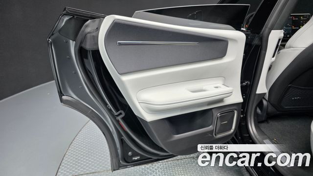 Polestar Polestar 4 2026 — photo 15