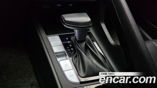Hyundai AVANTE 2022 — photo 12