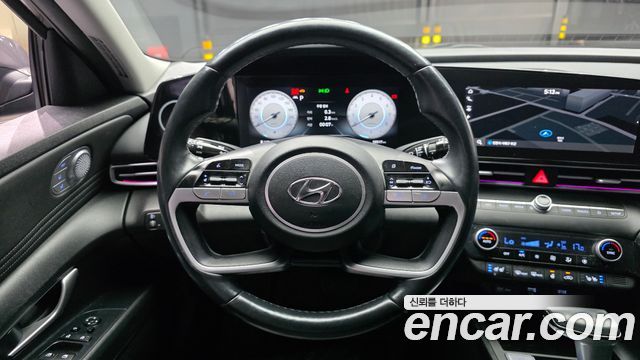 Hyundai AVANTE 2022 — photo 19