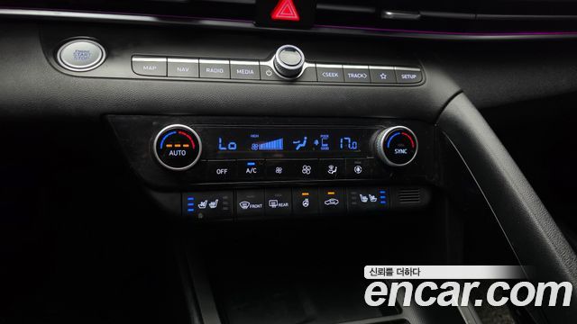 Hyundai AVANTE 2022 — photo 23