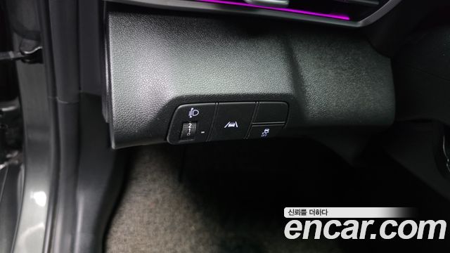 Hyundai AVANTE 2022 — photo 29