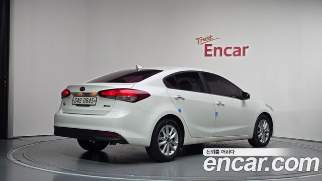 Kia K3 2016 — photo 2