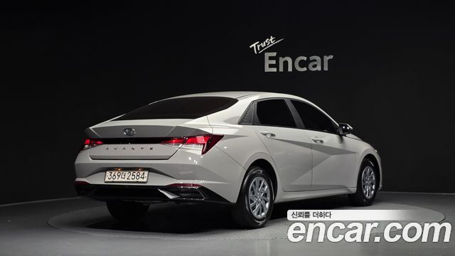 Hyundai AVANTE 2021 — photo 2