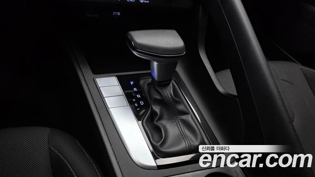Hyundai AVANTE 2021 — photo 12