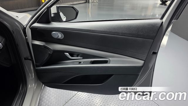 Hyundai AVANTE 2021 — photo 15