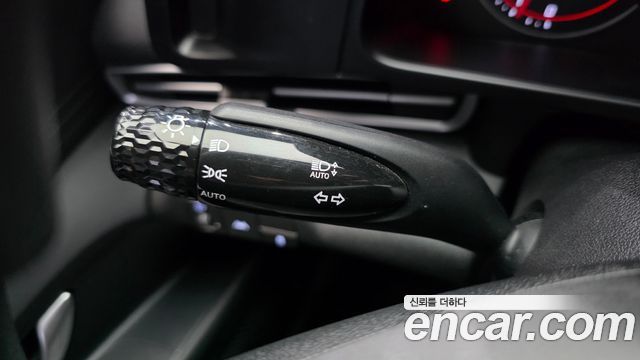 Hyundai AVANTE 2021 — photo 31
