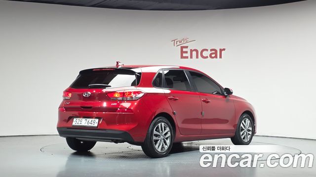 Hyundai i30 2018 — photo 2