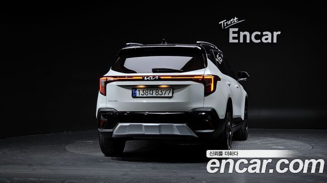 Kia Seltos 2023 — photo 4