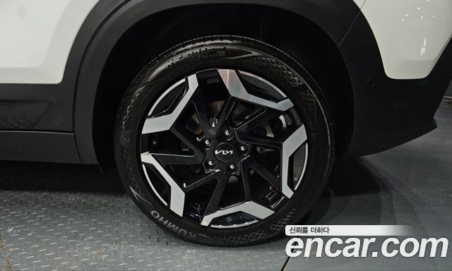 Kia Seltos 2023 — photo 7