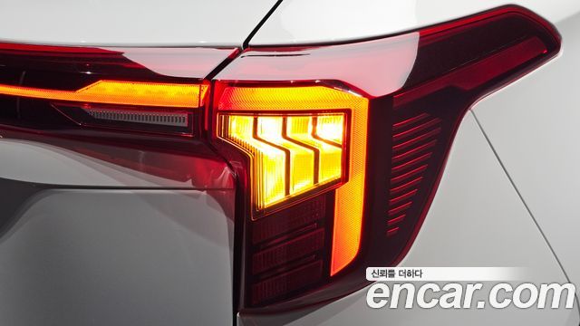 Kia Seltos 2023 — photo 9