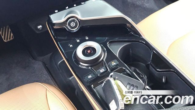 Kia EV6 2023 — photo 12