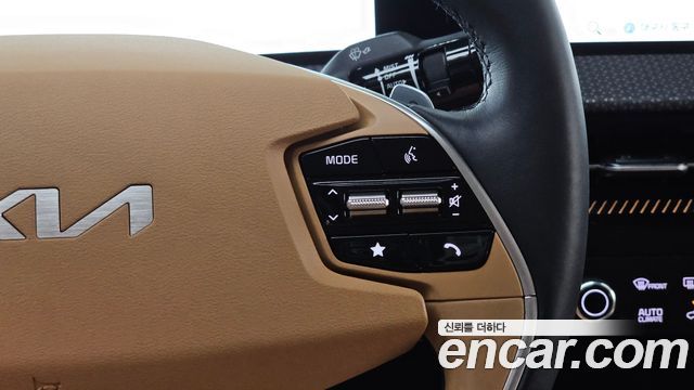 Kia EV6 2023 — photo 22