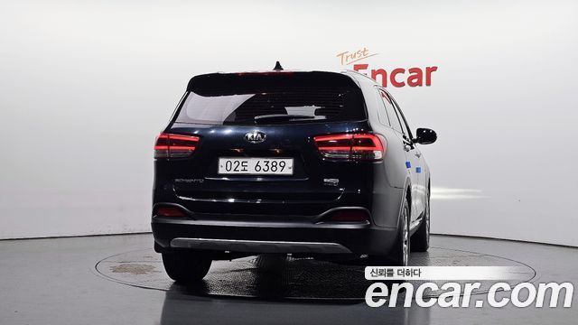 Kia Sorento 2017 — photo 4