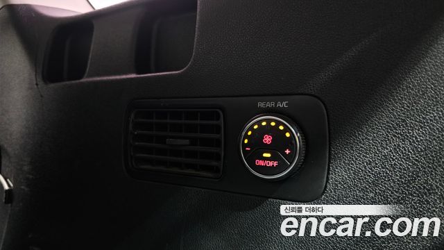 Kia Sorento 2017 — photo 19