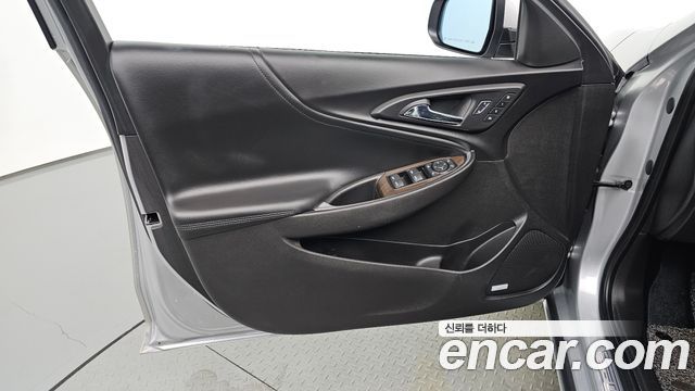 Chevrolet Korea Malibu 2017 — photo 14