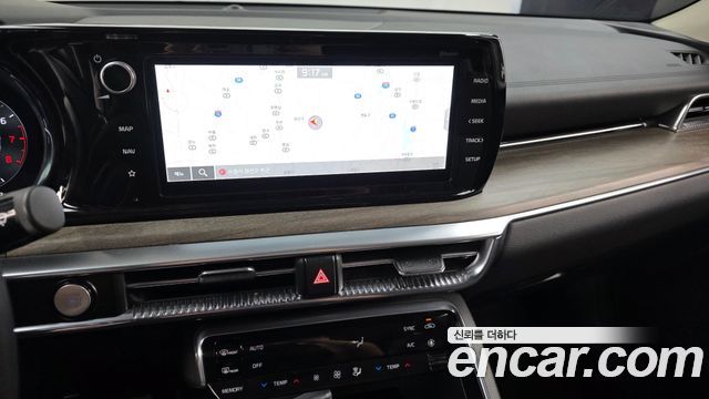 Kia K5 2023 — photo 19