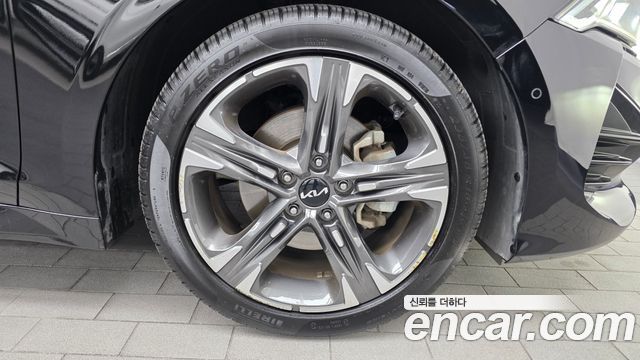 Kia K5 2023 — photo 7