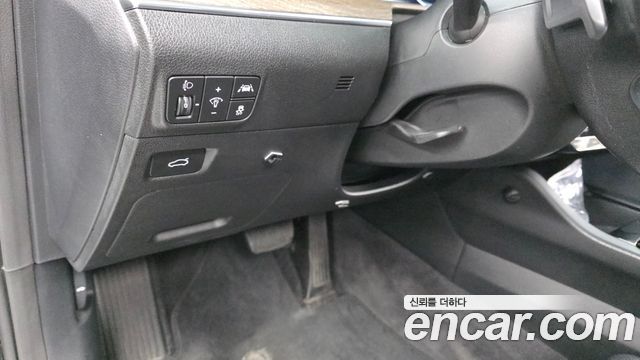 Kia K5 2023 — photo 27